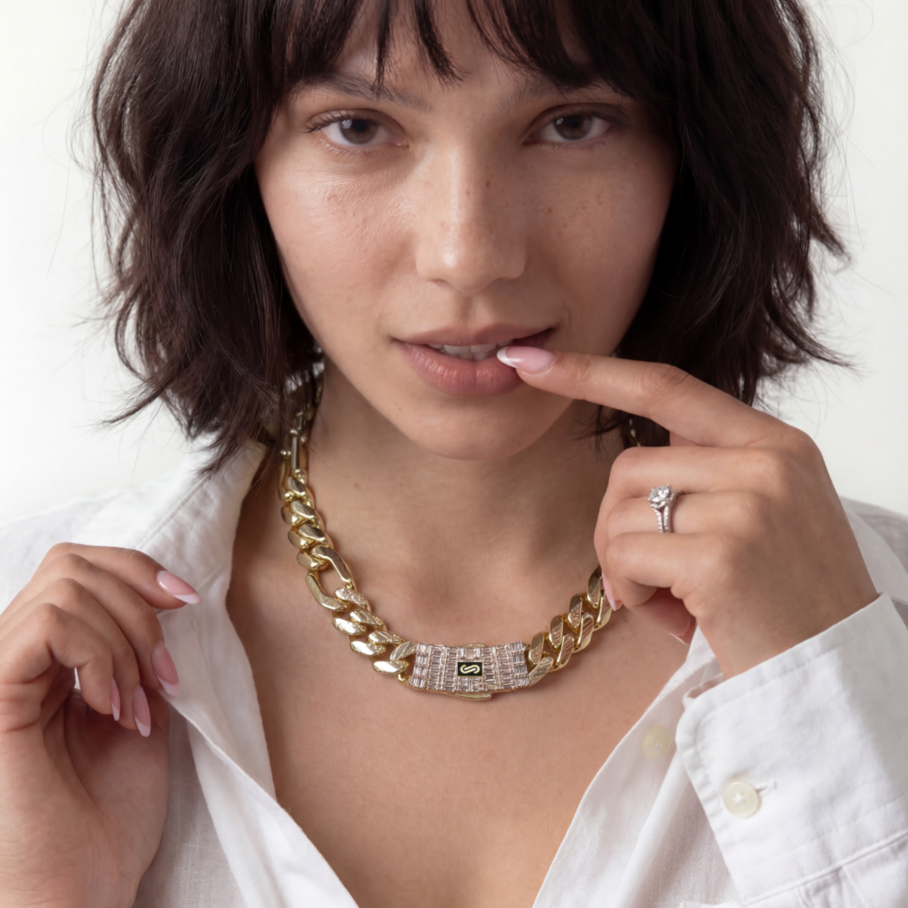 Women's Necklace/Choker - Monaco Chain FIGARO Baguette Lock