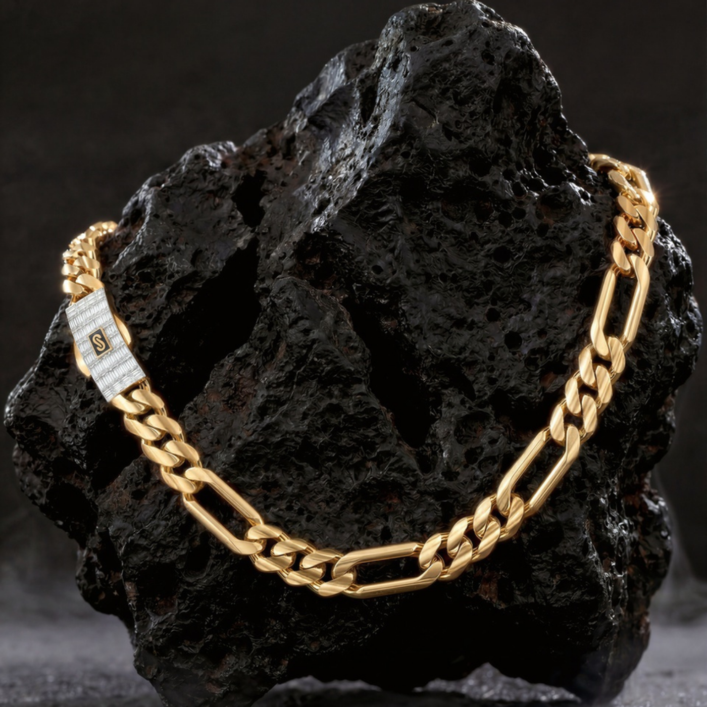 Women's Necklace/Choker - Monaco Chain FIGARO Pavé Lock